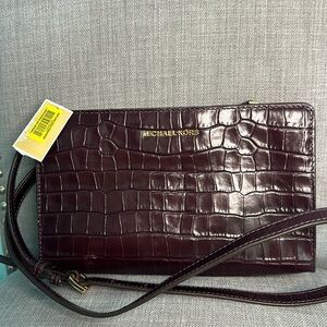 Michael Kors New with Tags Purple Leather Purse💌🎀